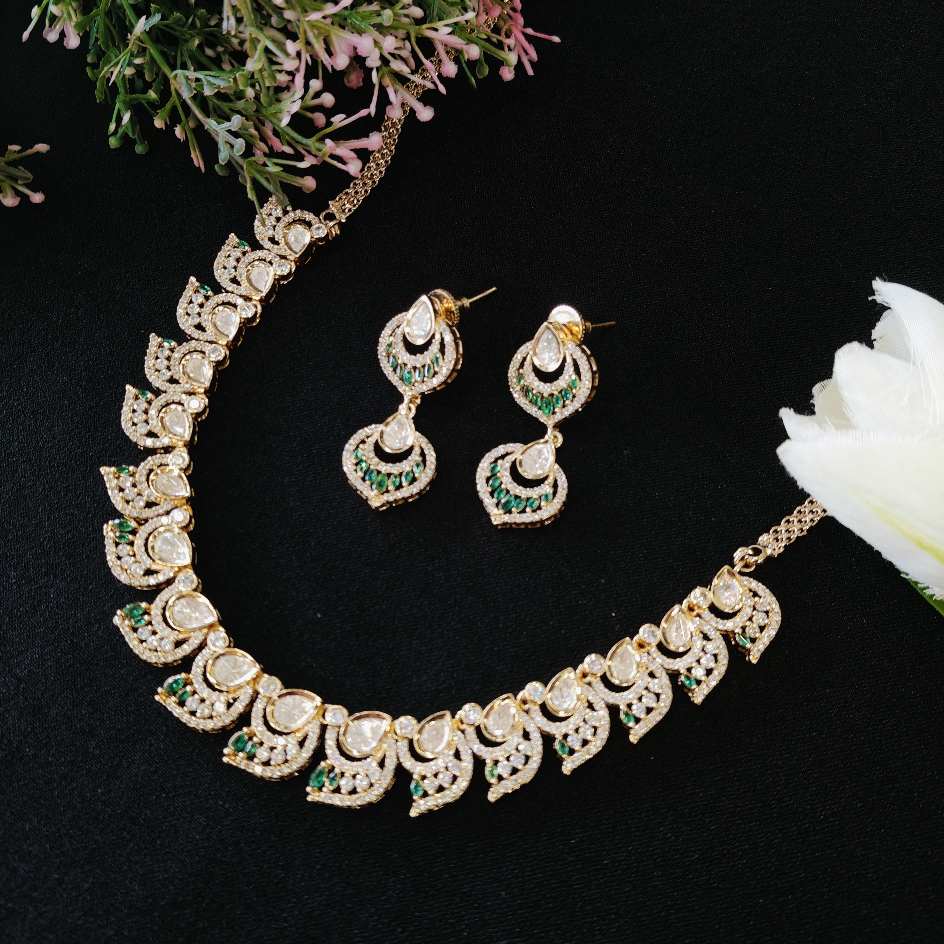 Nayaab tanvi polki neckpiece