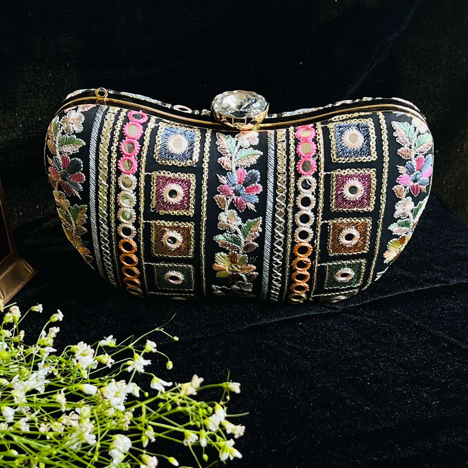 vs banjara clutch velvet box by shweta