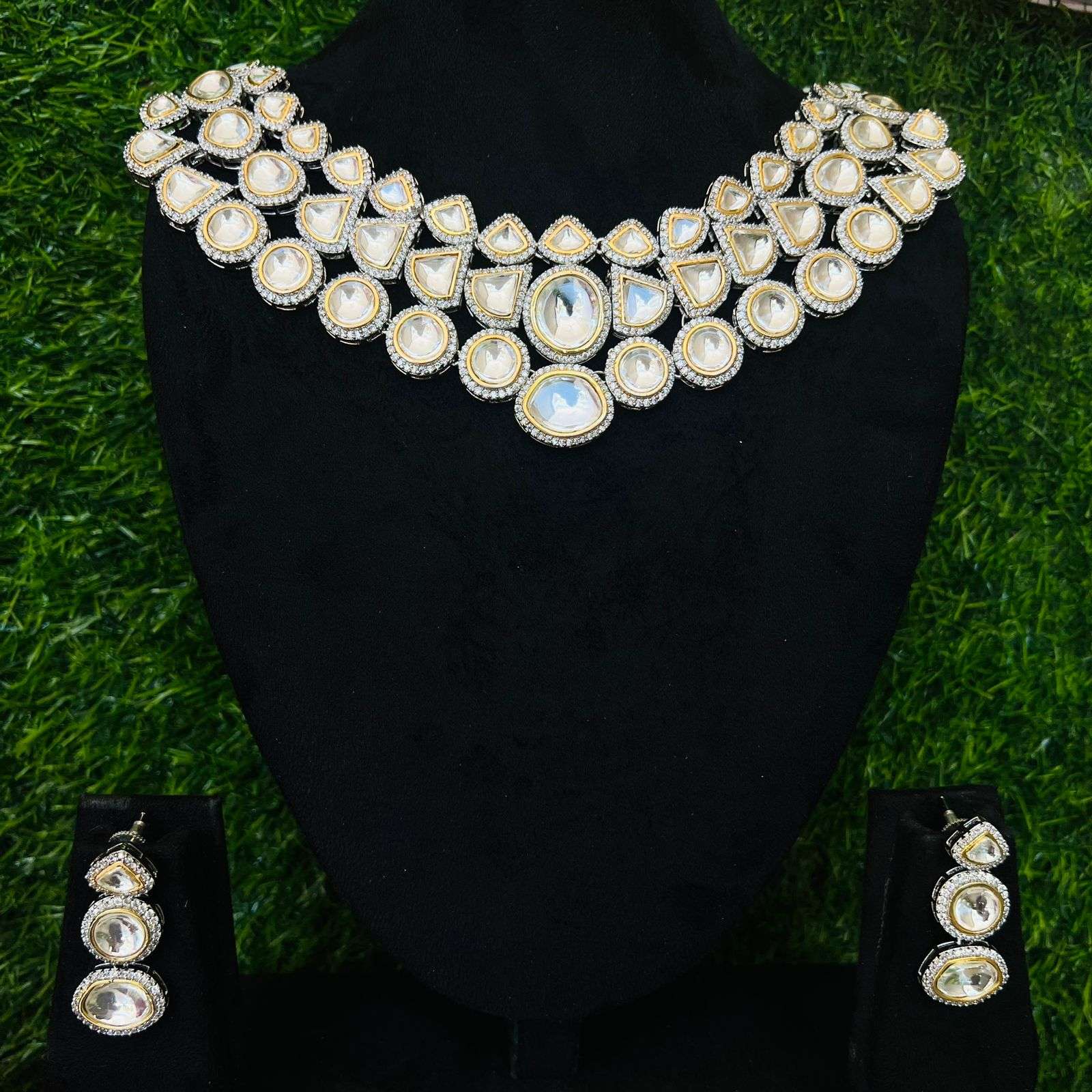 nayaab zaveri polki neckpiece velvet box by shweta