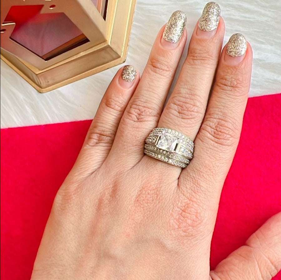 vs sterling silver cocktail ring 075 velvet box by shweta