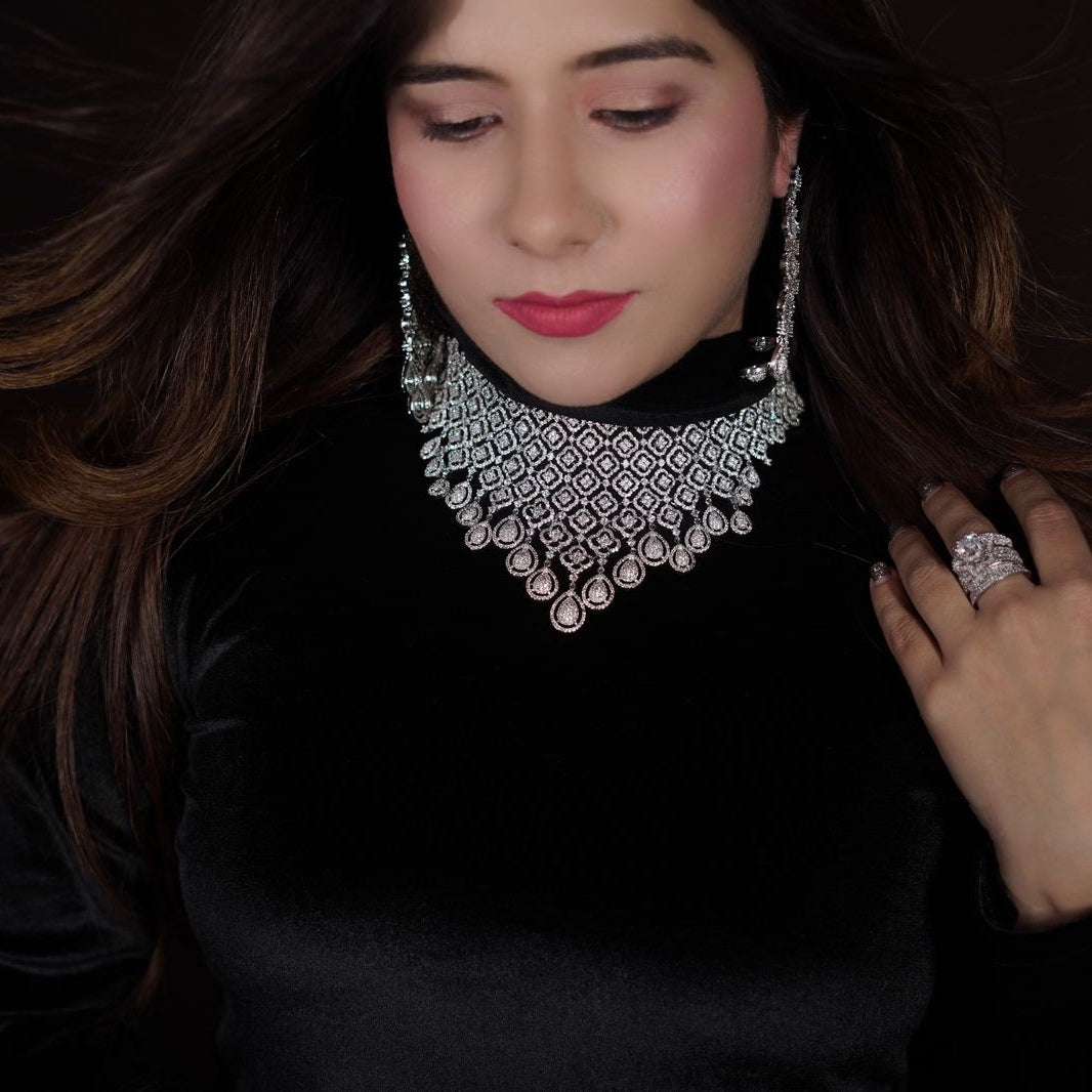 AD Neckpiece Kritika’s Statement Velvet box by Shweta