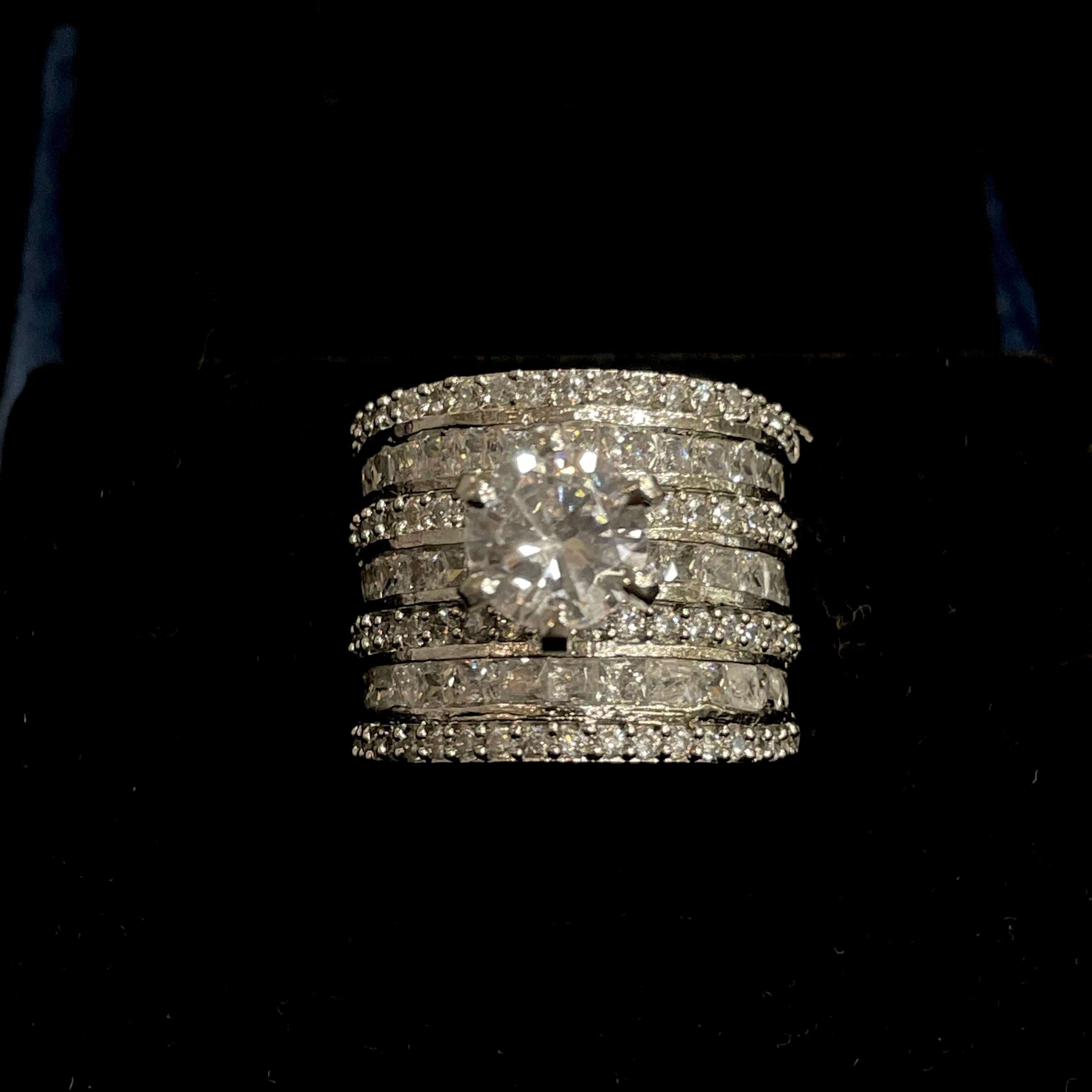 Vs Sterling silver cocktail princess band ring 014 Velvet box by Shweta